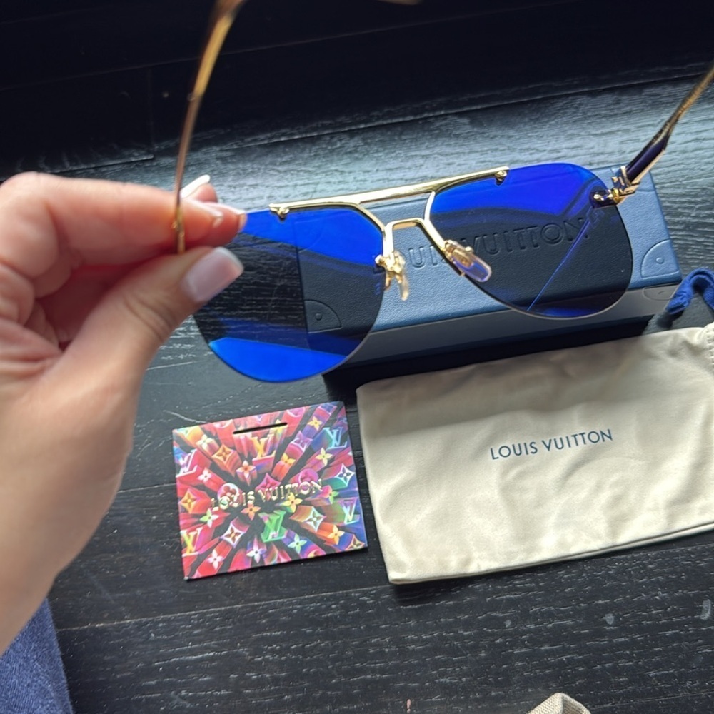 Louis Vuitton Ash 1.1 Millionaires Pilot Z1261W Gold Rimless Aviators - Picture 9 of 13